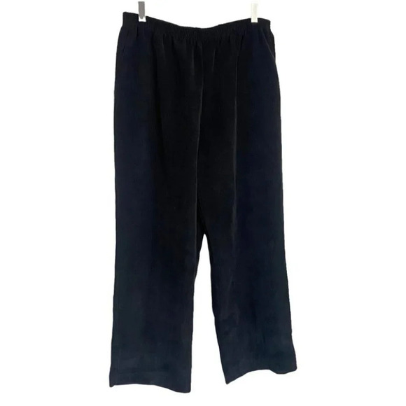 Alfred Dunner 16‎ black wide corduroy pull on pants with pockets - Picture 1 of 5